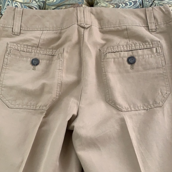 Gap NWOT Khaki Pants Size 8 - Picture 3 of 9